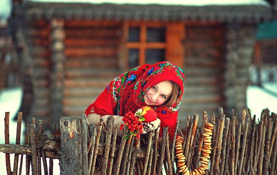 Sexy girl Women in Slavic costumes in Ndjamena