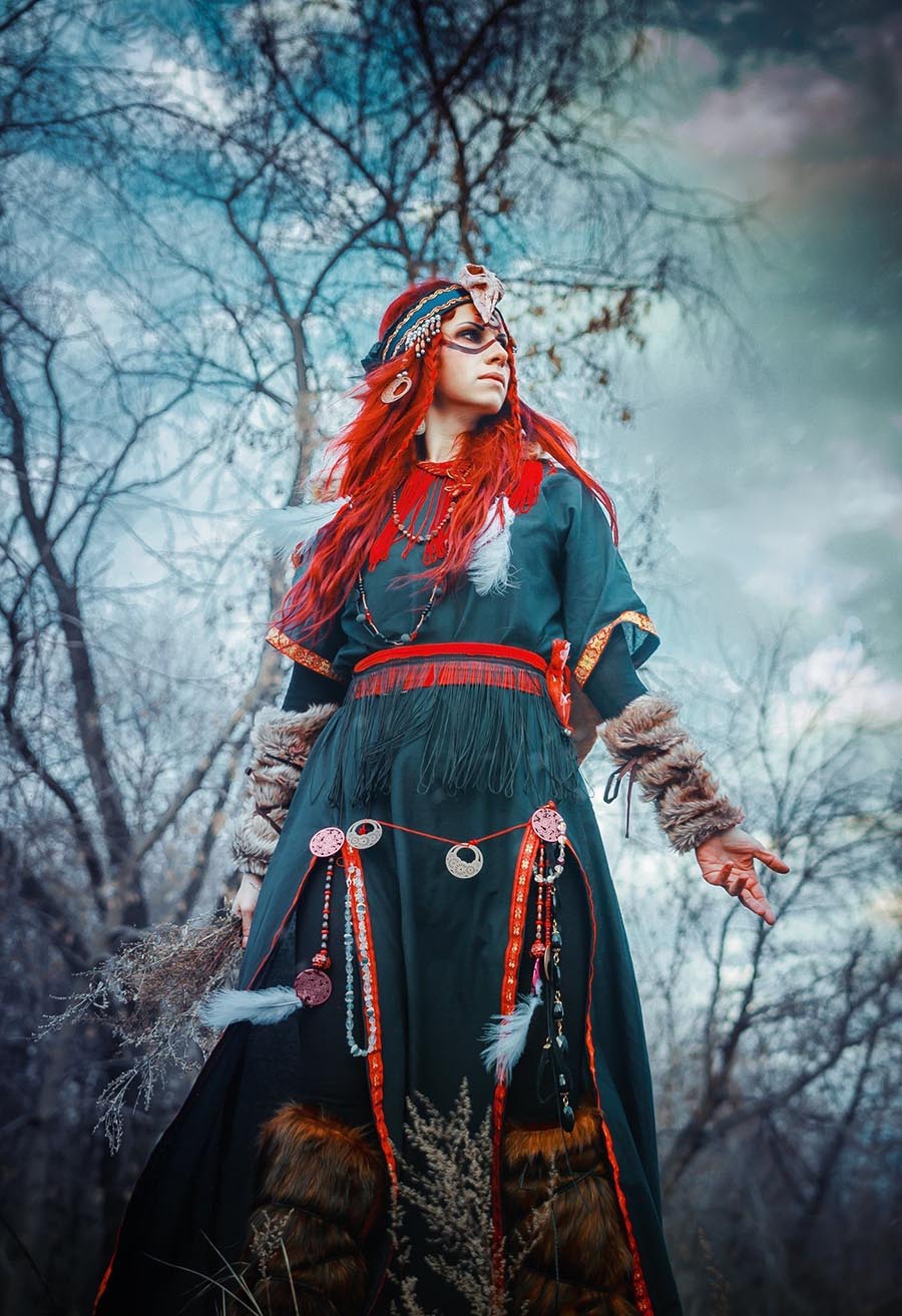 Girls in Slavic costumes underwear in Ndjamena