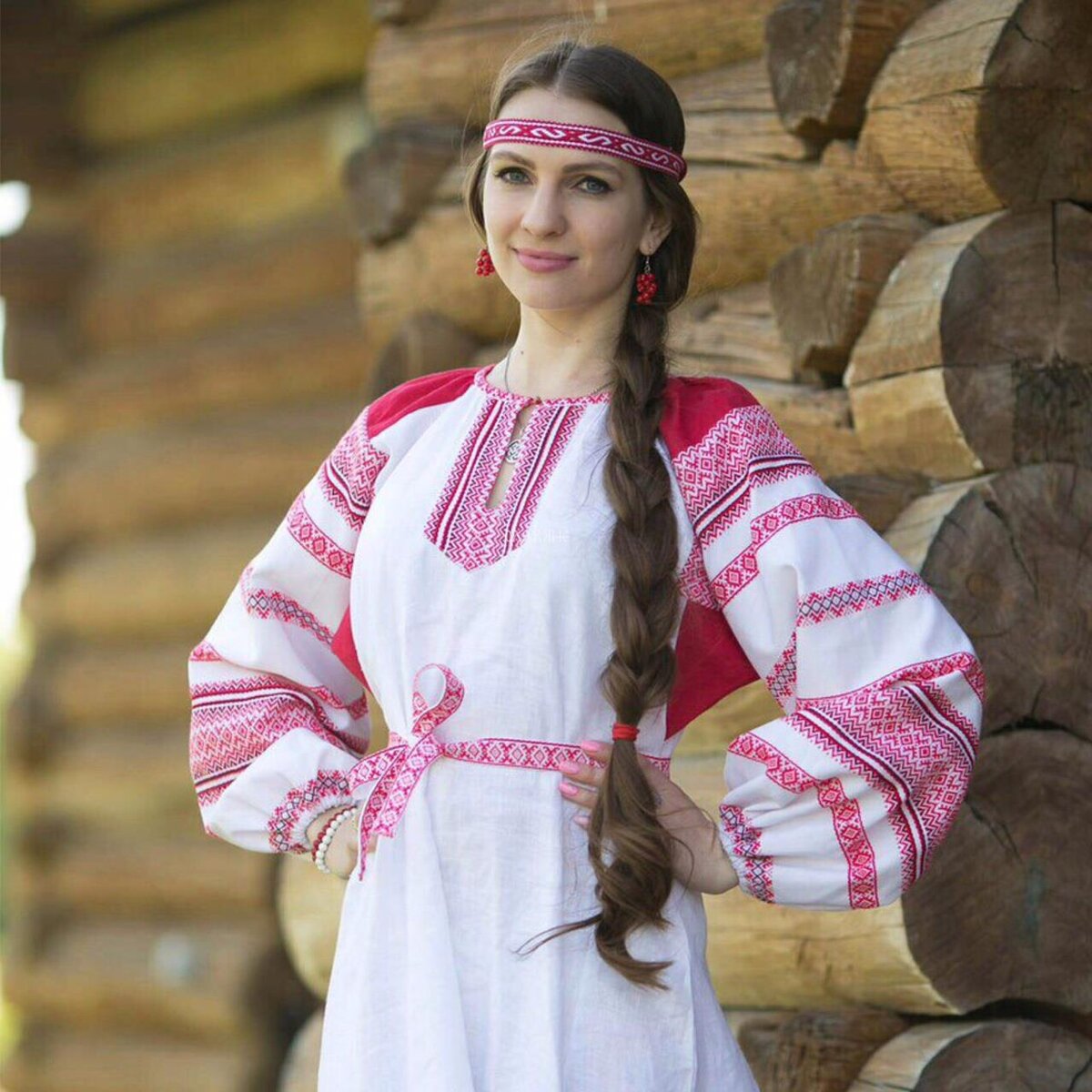 Girls in Slavic costumes in Ndjamena